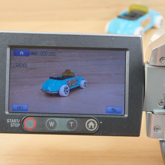 Sony HDR-UX5 DVD Handycam Camcorder, 1080i HD, Carl Zeiss Lens, Tested - Picture 5 of 10